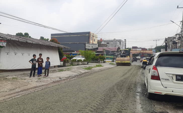 Perbaikan-Jalan-Purwodadi-Pekanbaru.jpg