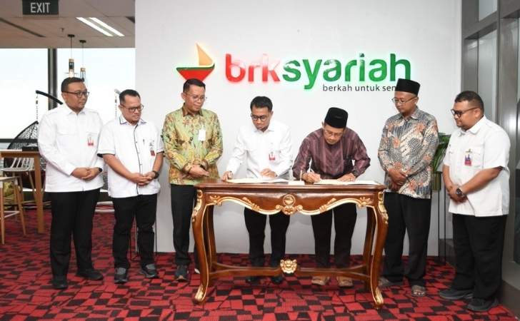 Perkuat-Ekosistem-Keuangan-Digital-BRK-Syariah-Gandeng-Ponpes-Al-Munawwarah.jpg