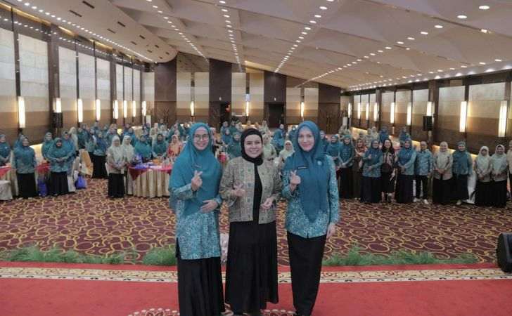 Perkuat-Peran-Perempuan-TP-PKK-Pekanbaru-Gelar-Pelatihan-Public-Speaking.jpg