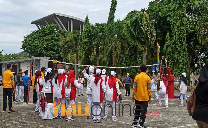 Pertandingan-Volly-di-Kejati.jpg