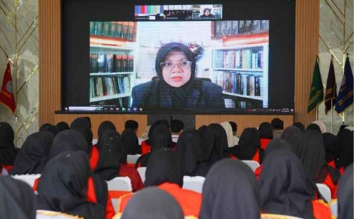 Pesan-Afni-pada-Mahasiswa-UNRIDA-Harus-Kritis-Pahami-Persoalan-Masyarakat.jpg