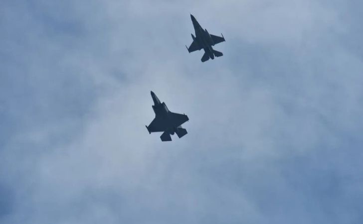 Pesawat-F-16-TNI-AU-F-35-RAAF.jpg