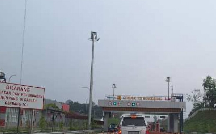 Pintu-Tol-Bangkinang.jpg