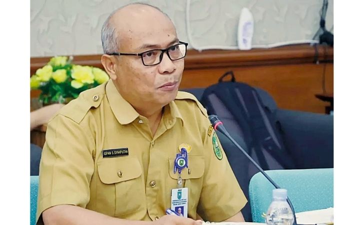 Plt-Kepala-BPKAD-Riau-Ispan-Syahputra.jpg