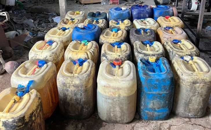 Polda-Riau-Bongkar-Praktik-Penimbunan-1.200-Solar-untuk-PETI-di-Kuansing.jpg