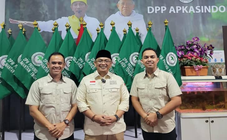 Polda-Riau-bersama-Apkasindo.jpg