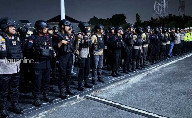 Polda-Riau-patroli-listrik-padam.jpg