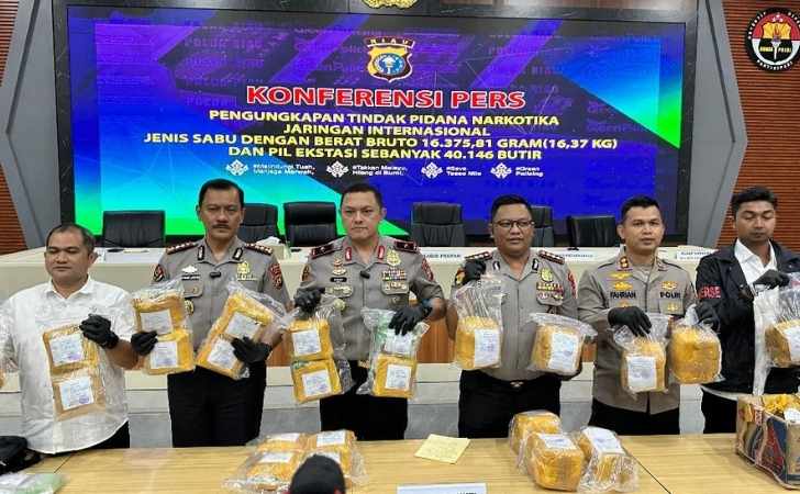 Polda-riau-rilis-kasus-narkotika-malay.jpg