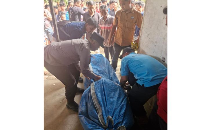 Polisi-evakuasi-korban-pembacokan3.jpg