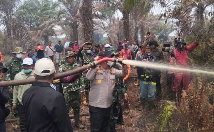 Polres-Pelalawan-Ungkap-Karhutla-500-Hektare-Satu-Tersangka-Diamankan.jpg