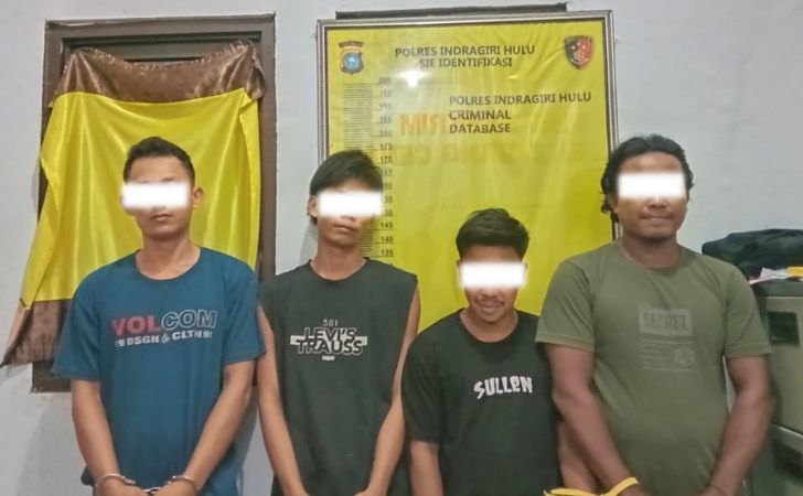 Polsek-Batang-Cenaku-Tangkap-Empat-Pelaku-Penyalahgunaan-Sabu.jpg