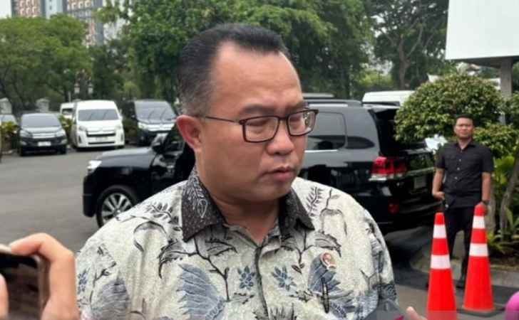 Prabowo-Panggil-Kepala-BRIN-Bahas-Inovasi-Pemadam-Karhutla-Berbasis-Singkong.jpg