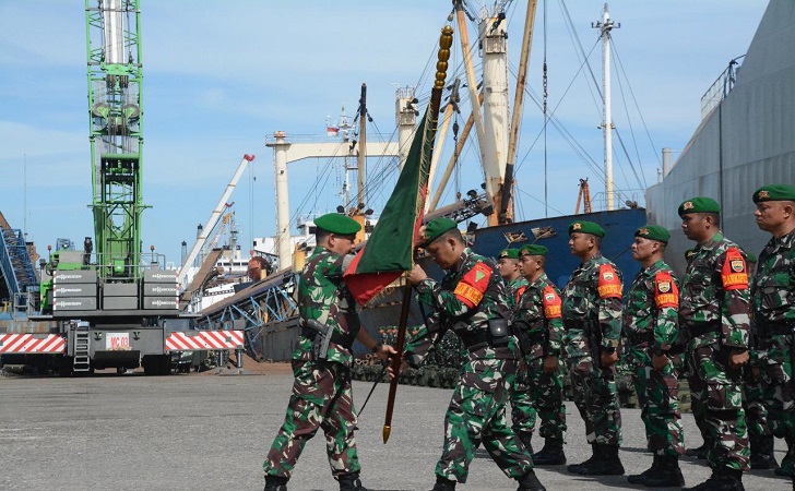 Prajurit-TNI-di-Dumai-ke-Papua.jpg