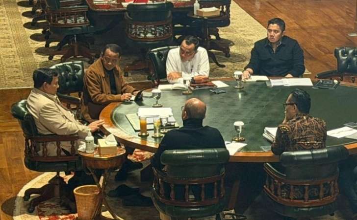 Presiden-Dorong-Percepatan-Hilirisasi-dan-Penataan-BUMN.jpg