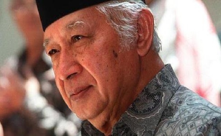 Presiden-Soeharto-11.jpg