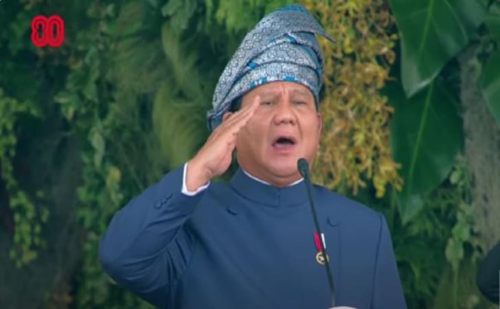 Presiden-pakai-tanjak.jpg