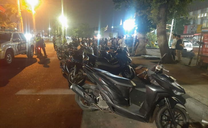 Puluhan-motor-diamanakn-di-pekanbaru.jpg