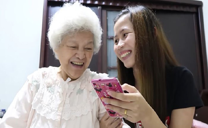 Putri-Oshyn-dan-Nenek-Nainai.jpg