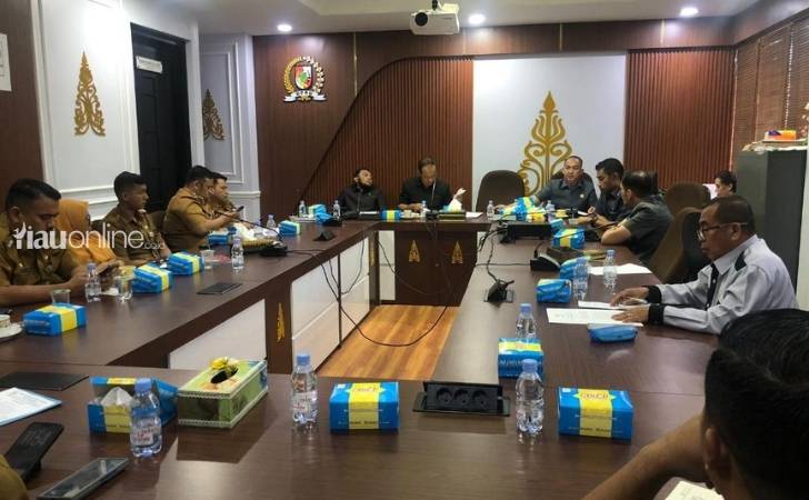 RDP-DPRD-Pekanbaru2.jpg