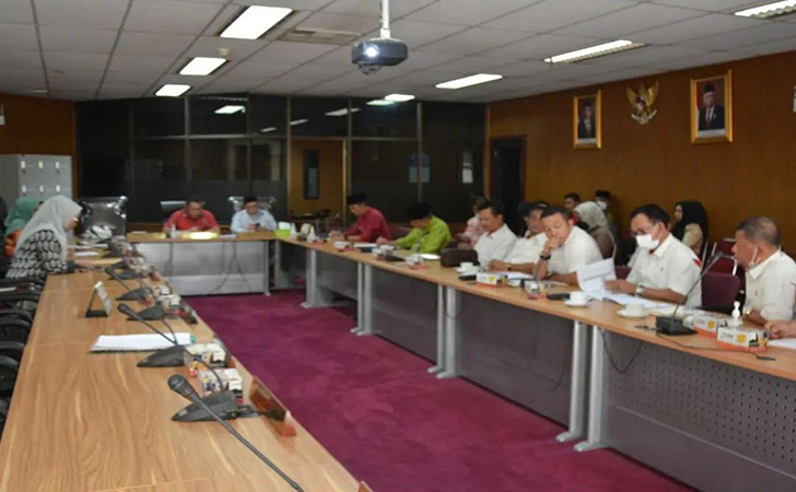 RDP-DPRD-Provinsi-Riau5.jpg