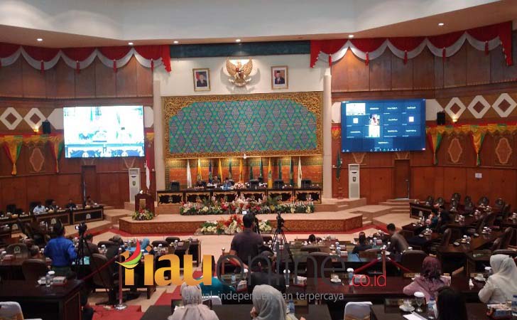 Rapat-DPRD-Riau-Sidang-Paripurna1.jpg