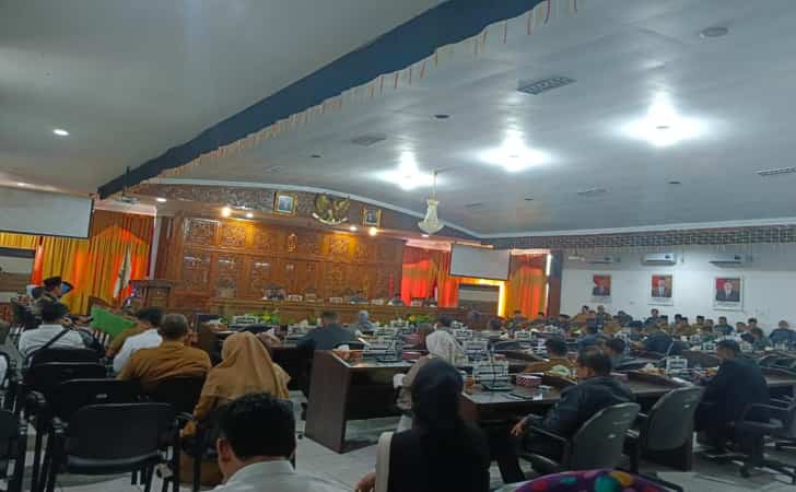 Rapat-bupati-kuansing.jpg