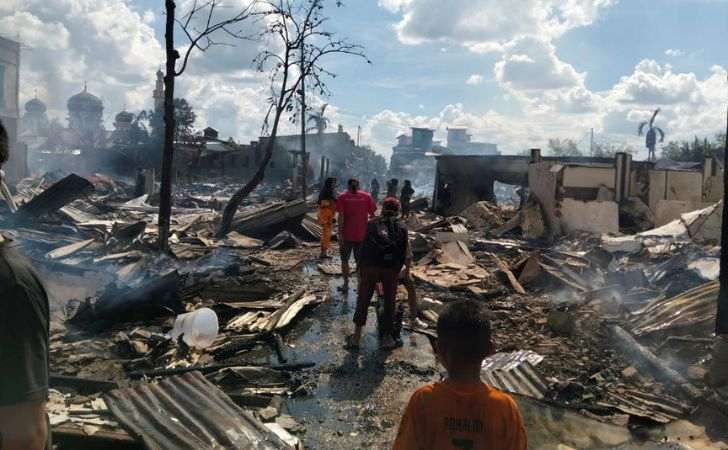 Ratusan-Rumah-di-Pulau-Kijang-Ludes-Terbakar-Idris-Laena-Minta-Korban-Diperhatikan.jpg