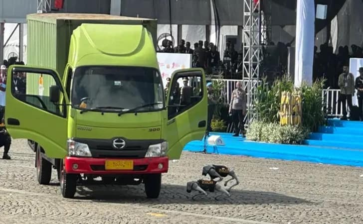 Robot-k92.jpg