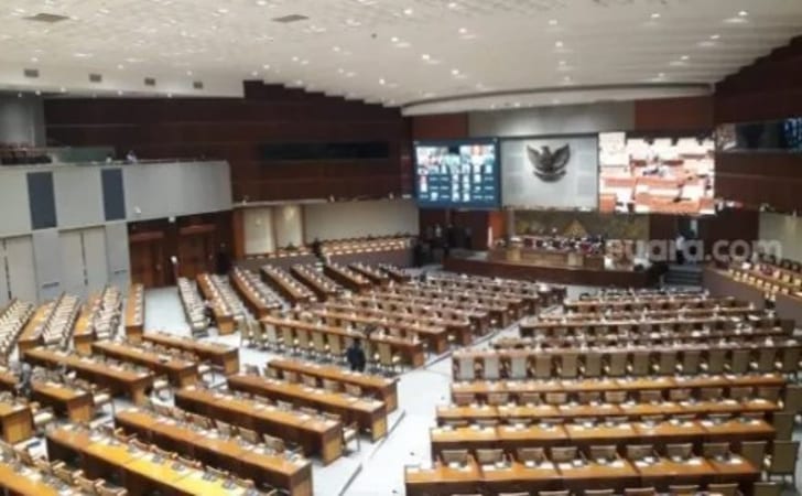 Ruang-sidang-DPR-RI.jpg