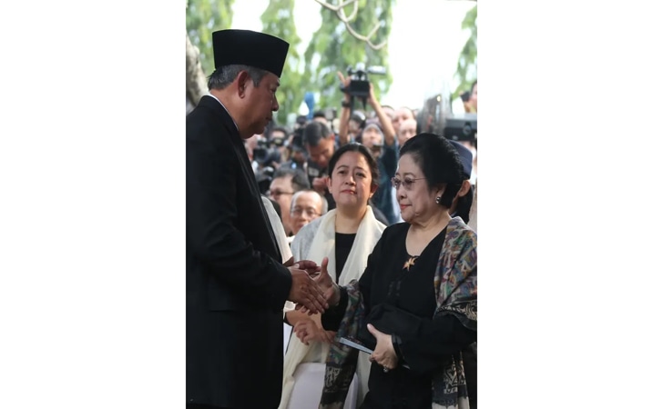 SBY-megawati.jpg