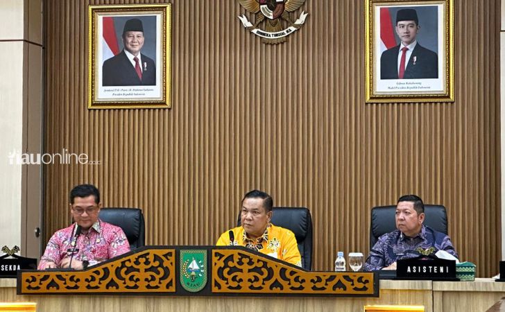 SF-Hariyanto-pimpin-rapat4.jpg