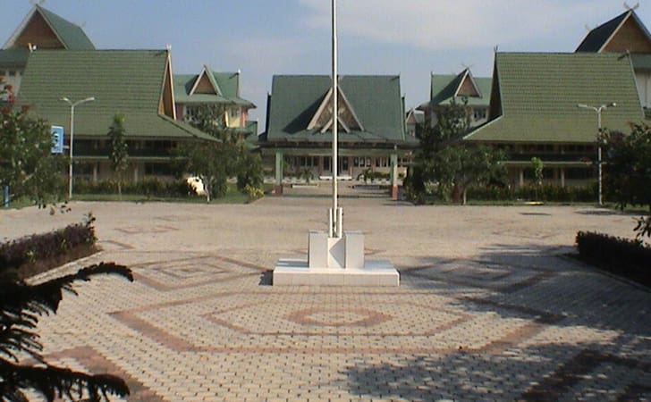 SMA-Plus-Provinsi-Riau.jpg