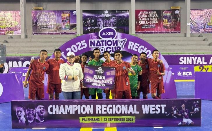 SMK-1-BATAM-juara-futsal-axis.jpg