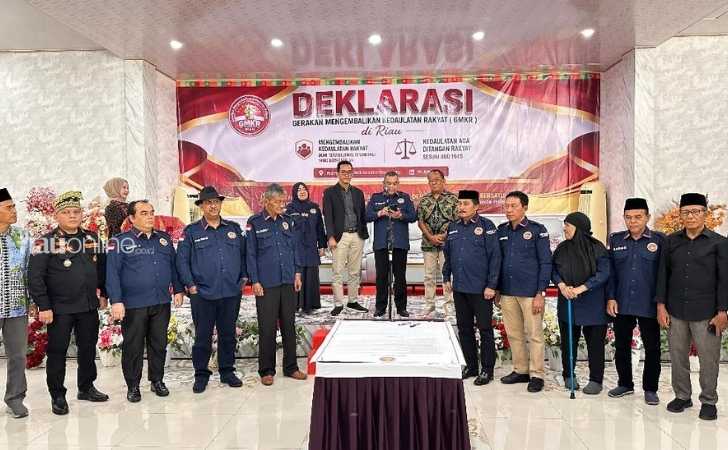 Said-Didu-dan-Refly-Harun-Hadiri-Deklarasi-GMKR-Riau.jpg