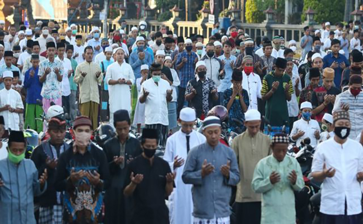 Salat-Idul-Fitri3.jpg