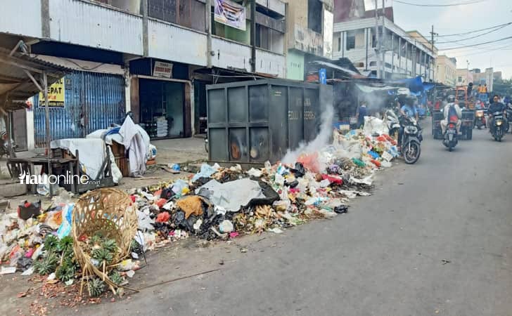 Sampah-di-pasar-pusat-pekanbaru.jpg