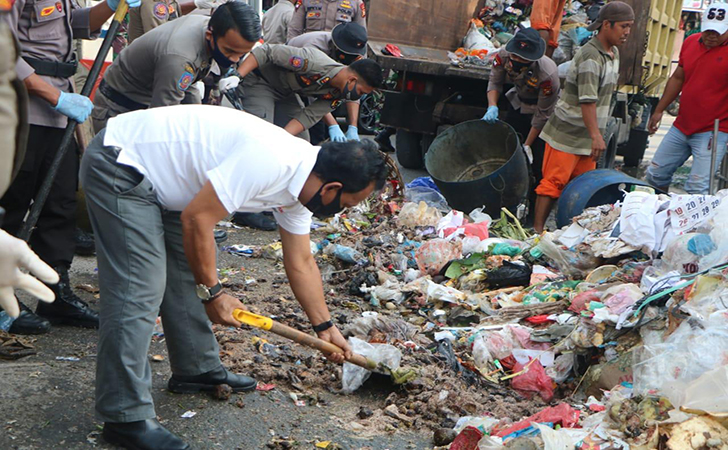 Sampah-jalan-Teratai.jpg