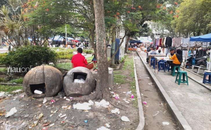 Sampah-usai-CFD1.jpg