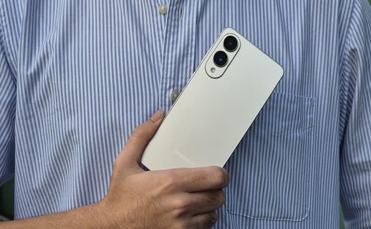 Samsung-Galaxy-S25-Edge4.jpg
