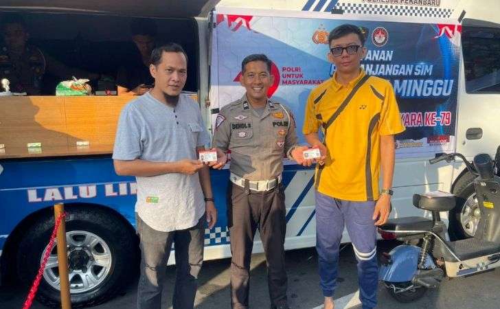 Satlantas-Polresta-Pekanbaru-Bukan-Layanan-Perpanjangan-SIM-di-Area-CFD.jpg