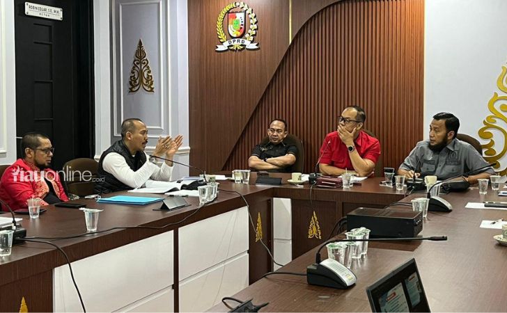 Satpol-pp-dprd-pekanbaru.jpg