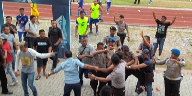 Seepakbola-Ricuh.jpg