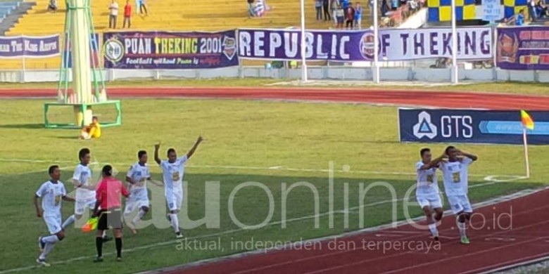 Selebrasi-Gol-PSIS-Semarang.jpg