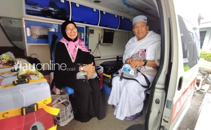 Sempat-Tertunda-Dua-Jemaah-Haji-Asal-Pekanbaru-Diberangkatkan-ke-Tanah-Suci.jpg
