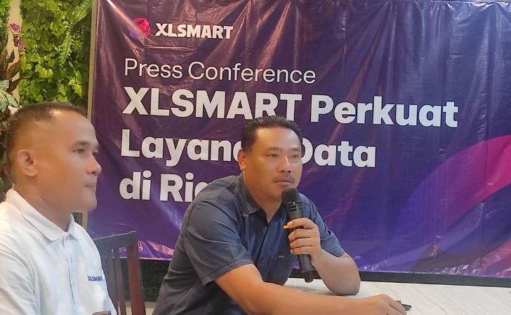 Siapkan-Jaringan-Andal-Saat-Pacu-Jalur-XLSMART-Perkuat-BTS-di-Kuansing.jpg