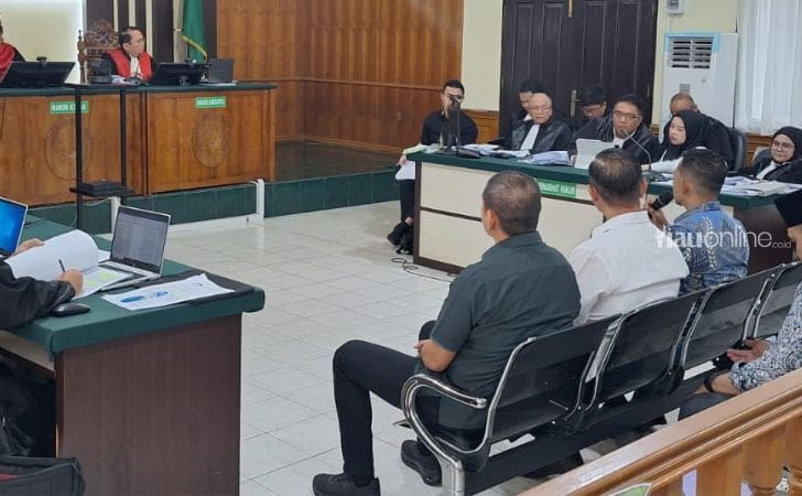 Sidang-Kasus-Korupsi-di-pemko2.jpg