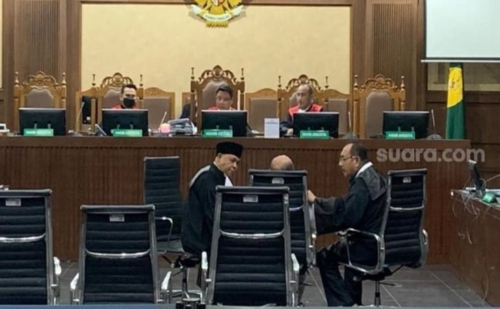 Sidang-Lukas-Enembe3.jpg