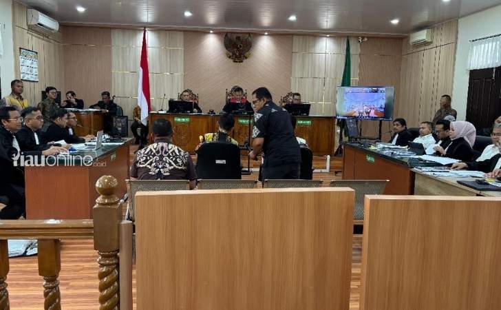 Sidang-lanjutan-abdul-wahid-23-april.jpg