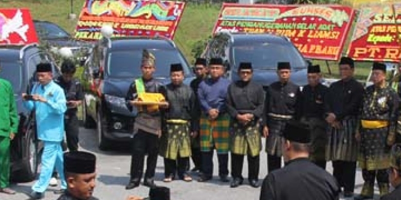 Silat-Sambut-Kedatangan-Rida-K-Liamsi.jpg