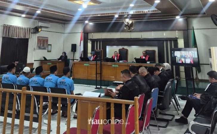 Skandal-KUR-Fiktif-Rp728-Miliar-di-Bangkinang-Dua-Pejabat-BNI-Dituntut-13-Tahun.jpg